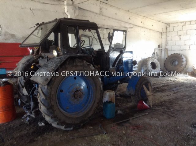 Установка терминала ГЛОНАСС, датчиков уровня топлива и датчика моточасов на трактора МТЗ